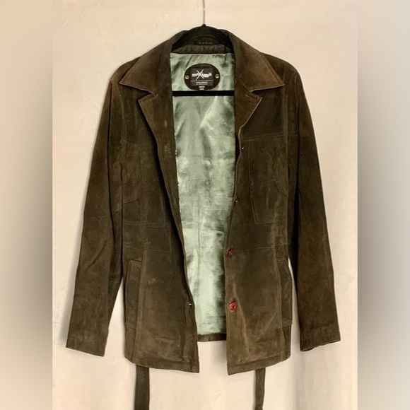 Excellent Chocolate Brown Suede Jacket      Green Satin lining   Tailored fit - Picture 4 of 5